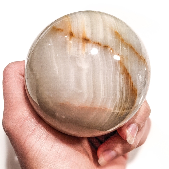 8cm Afghan Jade Crystal Sphere & Wooden Stand Weight: 534.1 g 75-80mm - Picture 7 of 10